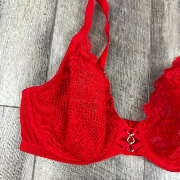 38D Auden Red Lace Bra - Picture 3 of 13